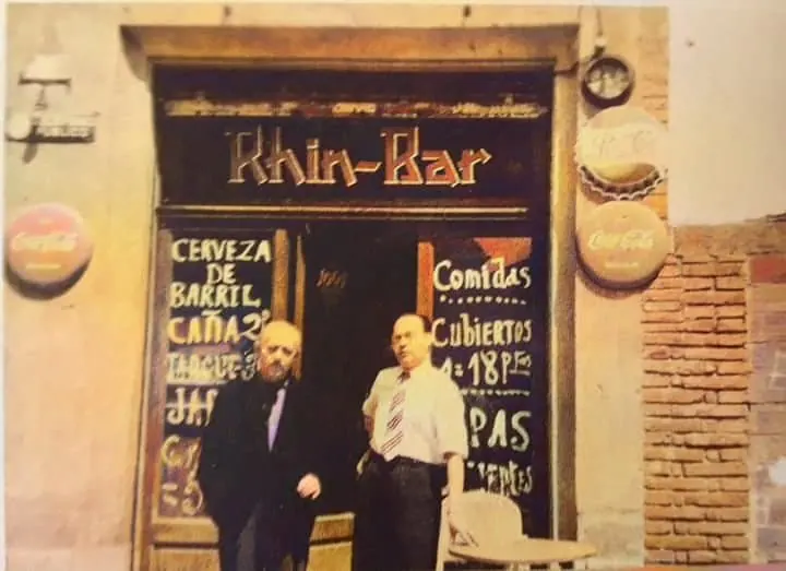 Entrada del Rhin-Bar