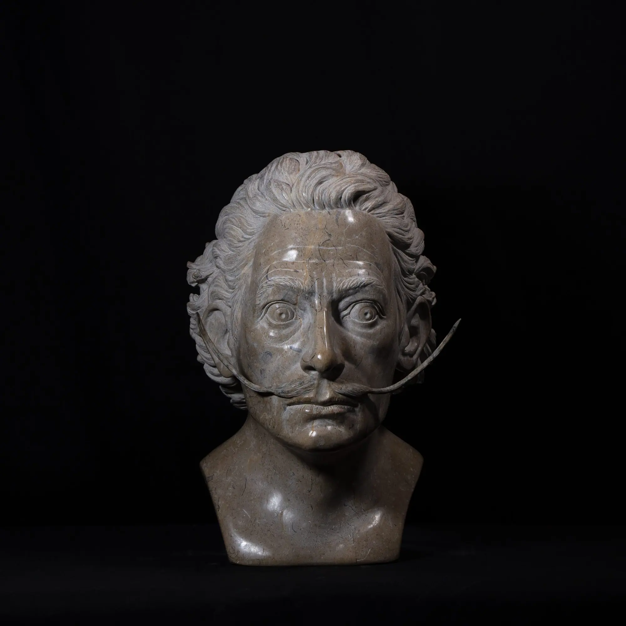 Dalí, 36 años · 1940